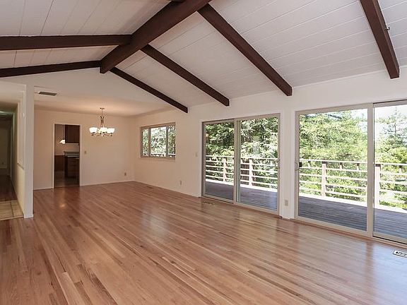 3rd image of 753 Mayfield Ave