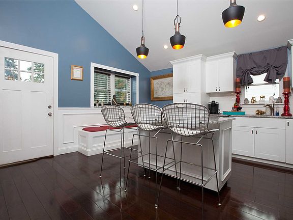 4th image of 31 Lombardy Dr
