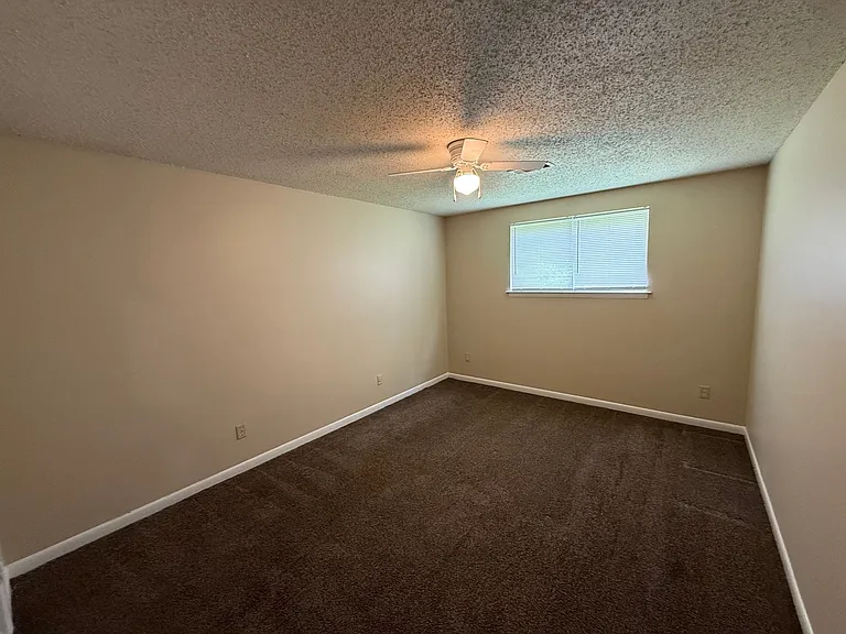 2250 Birken Dr — Photo 3