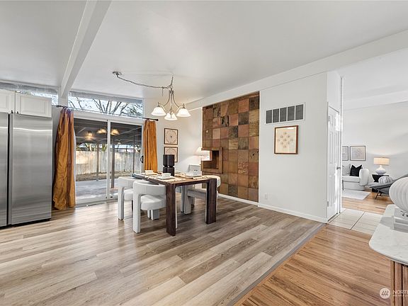 5th image of 14214 SE 14th Street