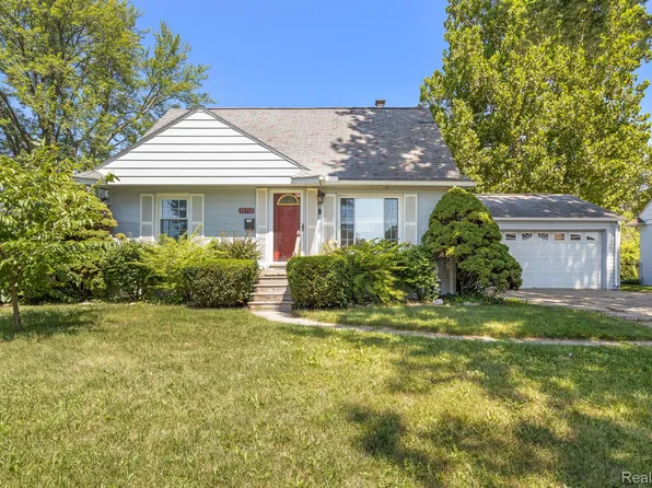32712 Sheridan St, Garden City, MI 48135