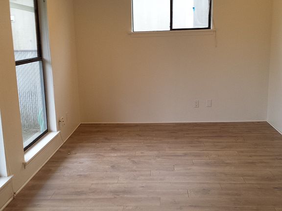 2nd image of 11036 1st Ave S