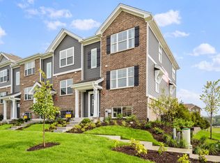 6323 Roscommon Rd, Tinley Park, IL 60477