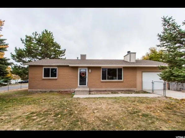 4361 W Sun Dr, Kearns, UT 84118