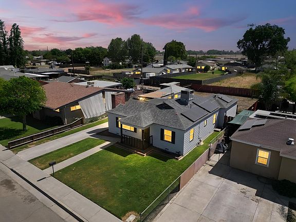 3rd image of 343 Walnut St