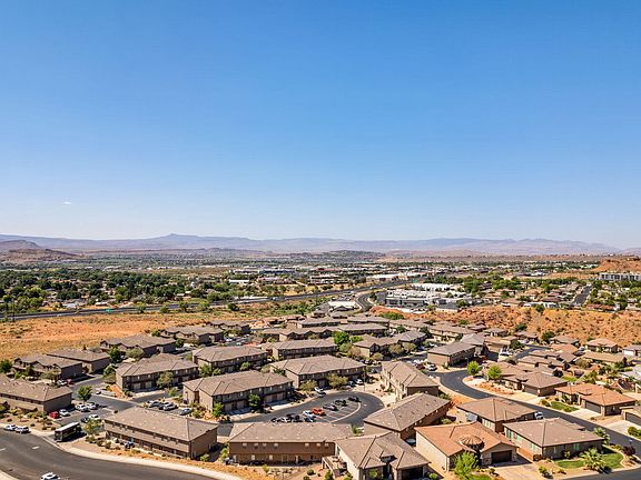3rd image of 370 W Buena Vis #77