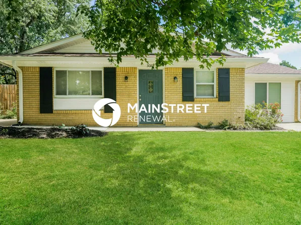 3010 McArthur Way, Jeffersonville, IN 47130