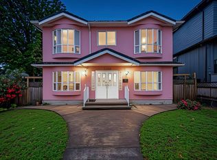 3190 Grant St, Vancouver, BC V5K3H9