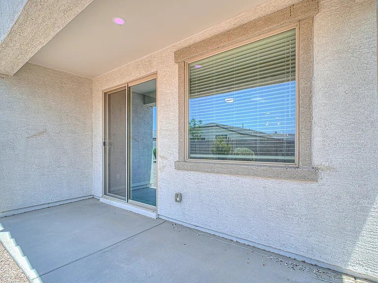 35879 W Santa Barbara Ave — Photo 29
