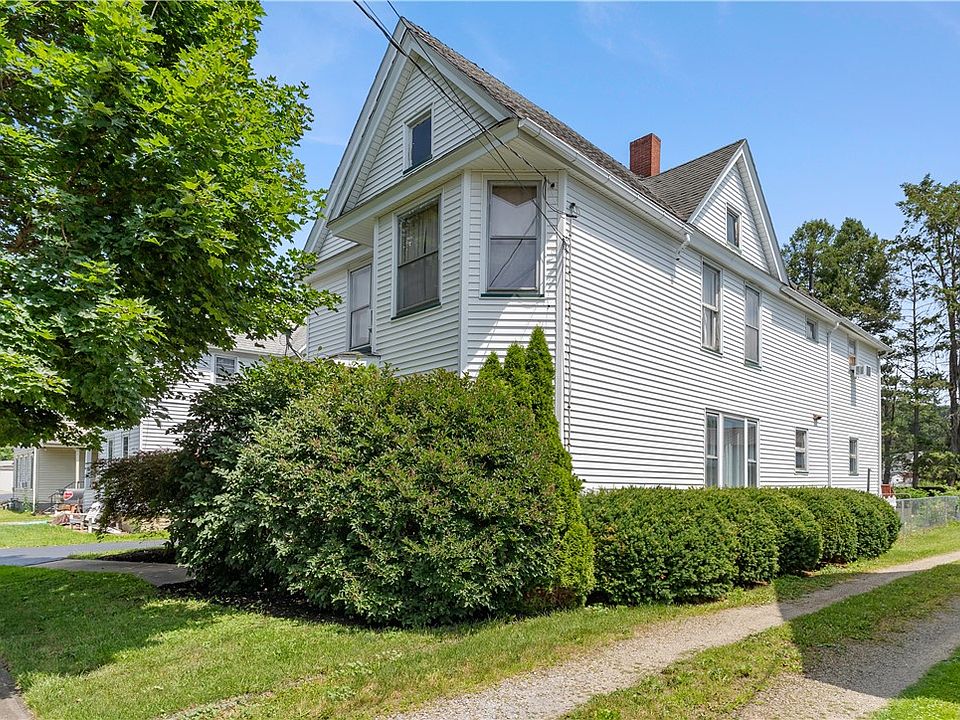 1st image of 16 Riverside Pl
