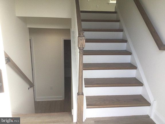 5th image of 110 Jefferson St