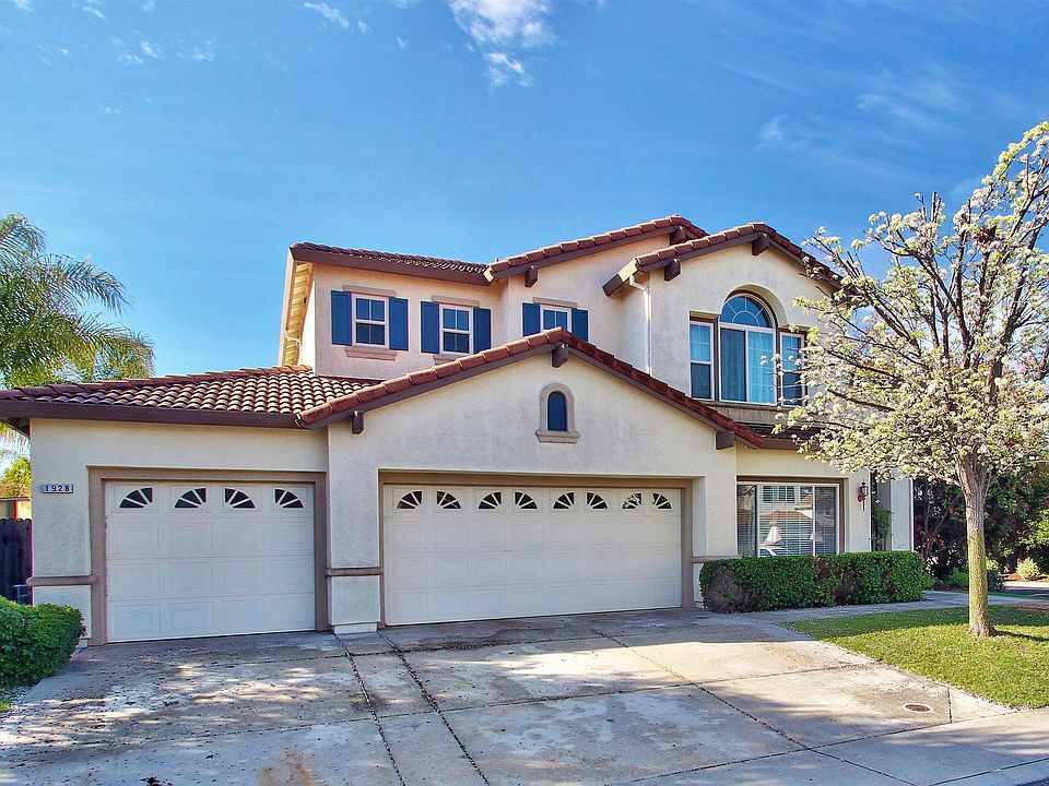 1st image of 1928 Monterey Pines Dr