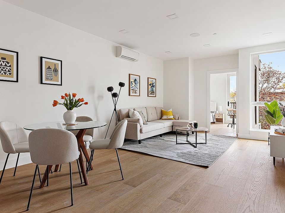 1st image of 289 22nd St #4R