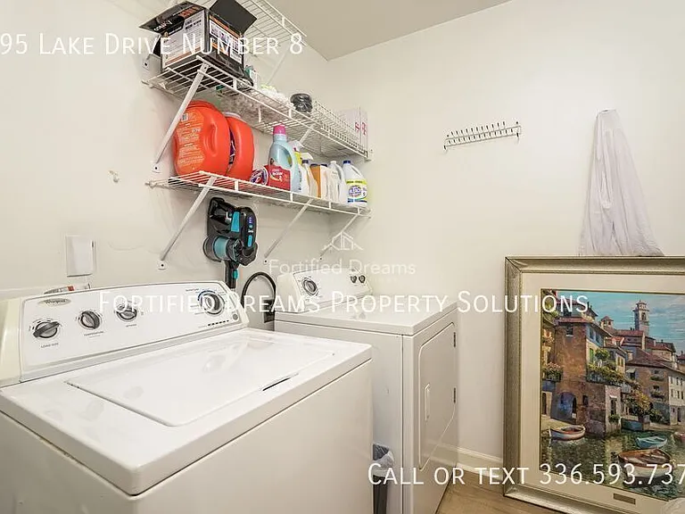 395 Lake Dr #8 — Photo 23