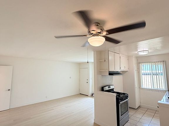 3rd image of 1030 N Oxford Ave APT 7