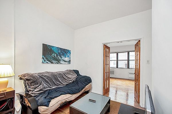 1st image of 414 E 88th St APT 4C