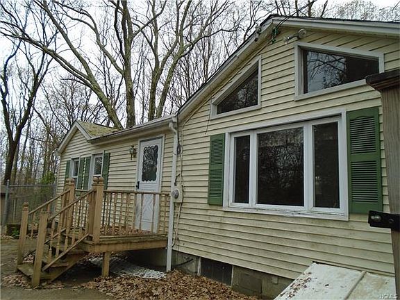 2nd image of 37 Kingsridge Ct