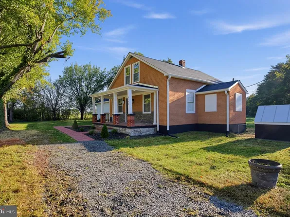 6740 Sumerduck Rd, Remington, VA 22734