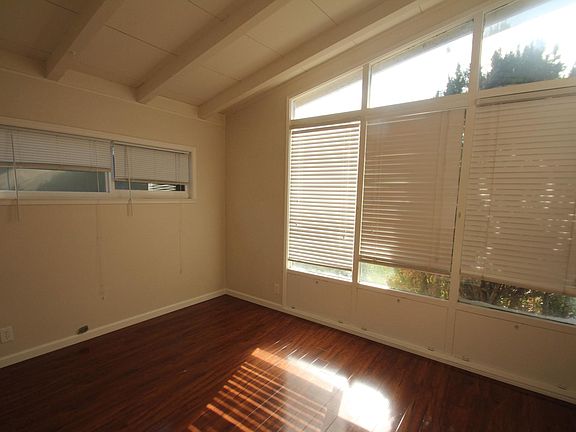 2nd image of 739 Clara Vista Ave
