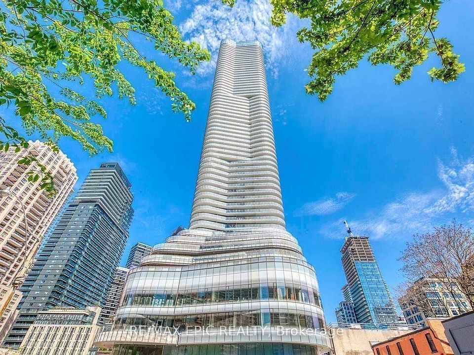 1st image of 11 Wellesley St #1712