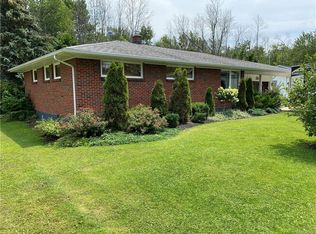 5691 Dover Rd, Lake View, NY 14085