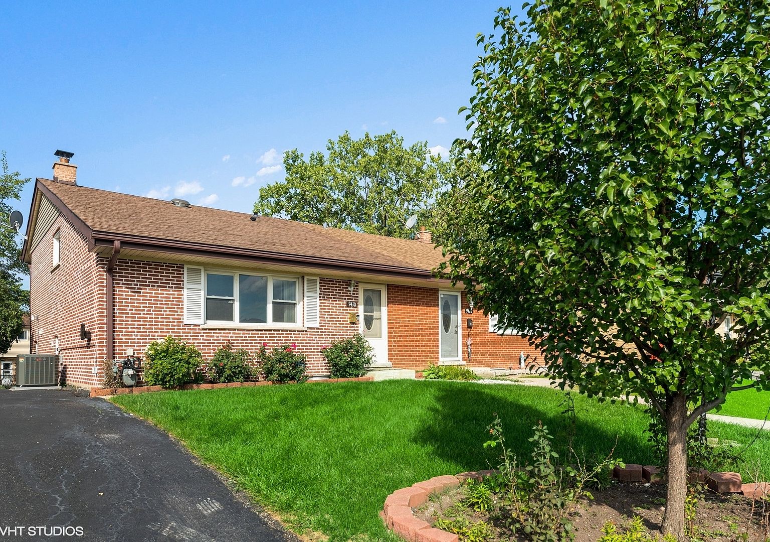 9410 N Oak Ave, Des Plaines, IL 60016 Zillow