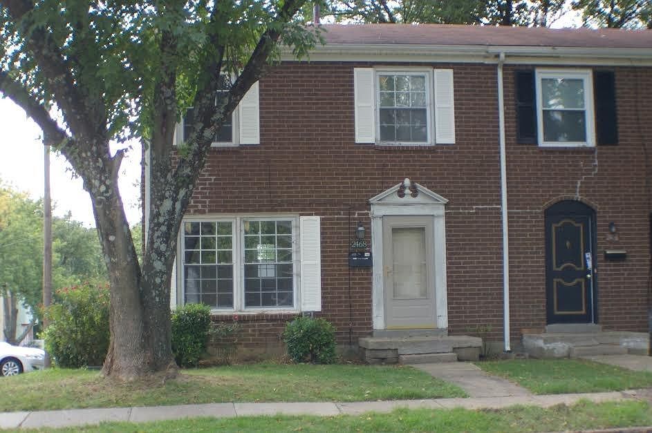 1st image of 2468 Woodhill Dr