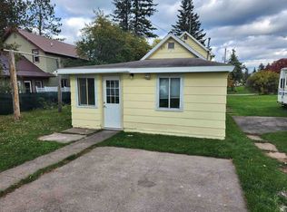 319 16th Ave E, Ashland, WI 54806