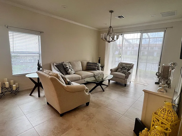 7956 Bristol Cir — Photo 7