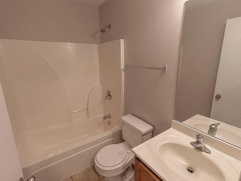 5810 Canaveral Dr — Photo 23