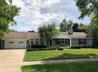 18137 Birwood Ave, Beverly Hills, MI 48025