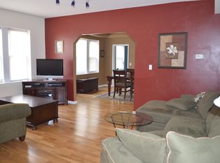 2701 W Lawrence Ave #3, Chicago, IL 60625