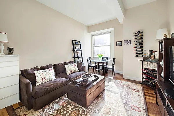 Sold by Town Residential | media 10