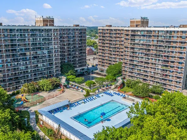 152-18 Union Turnpike #4G, Flushing, NY 11367