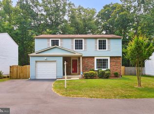 8285 Deep Valley Ct, Springfield, VA 22153