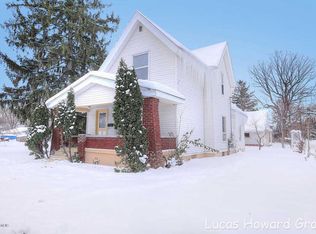 914 Burton St SW, Wyoming, MI 49509