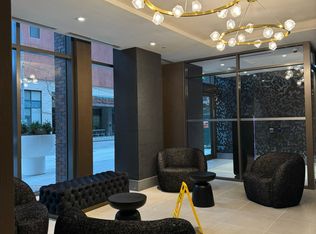 8 Widmer St #2312, Toronto, ON M5V 0W6
