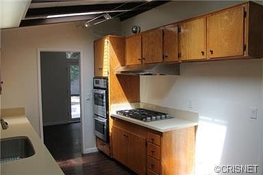 5th image of 6573 Kelvin Ave
