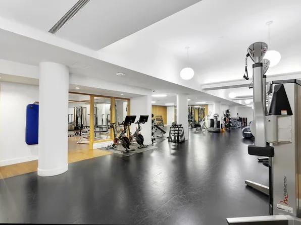 150 Charles Street 14B image 18 of 19