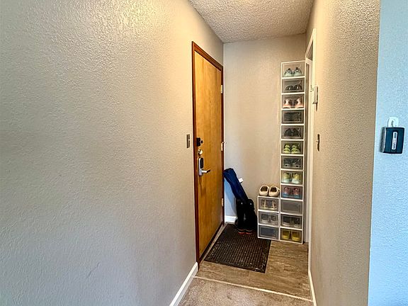 3rd image of 95 Glacier Ave #1