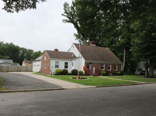 46 Maplewood Ave