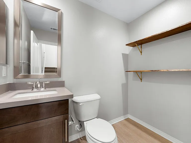 507 Sanderling Ln — Photo 22