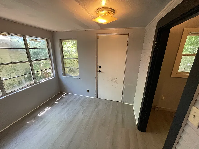 3224 Jackson St — Photo 7