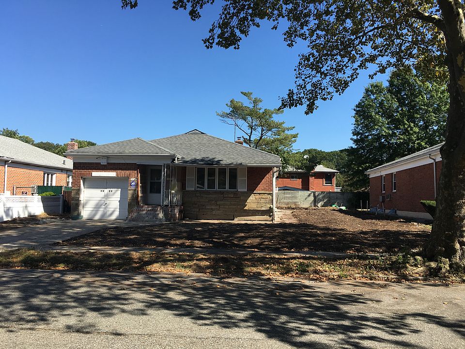 2nd image of 5615 231st St