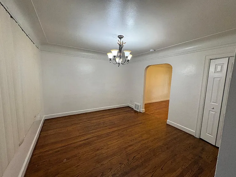 6460 Schaefer Rd — Photo 14