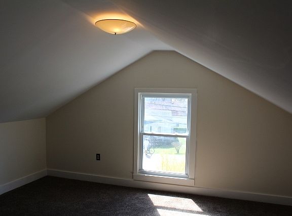 5th image of 216 Church Ave