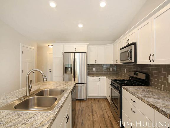 2nd image of 330 Needlewood Dr #330