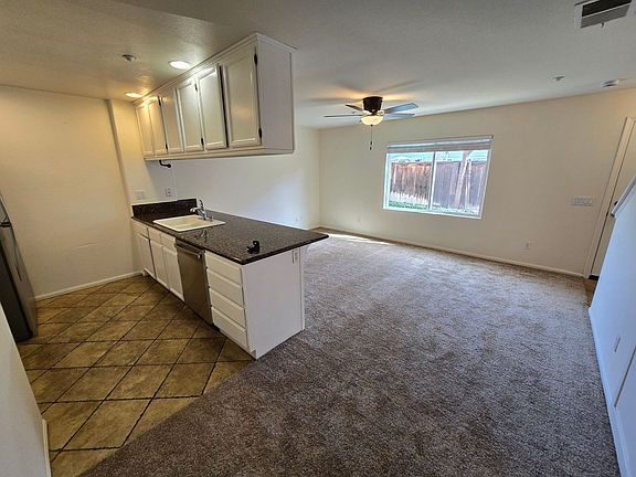 4th image of 4241 Lowell St Unit 103