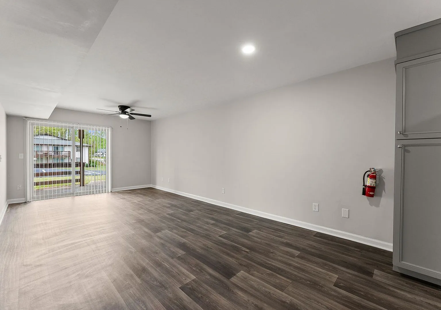 Forsyth Flats — Photo 4