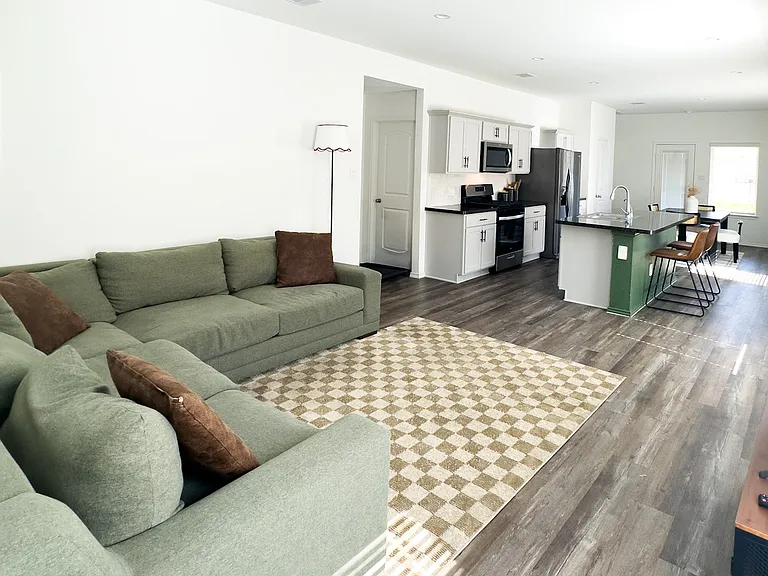 5330 Castlebury Meadows Dr — Photo 6